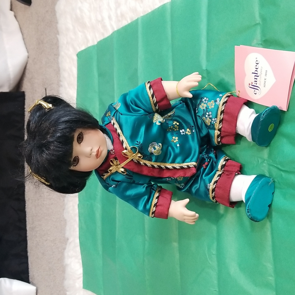 Effanbee Asian Sue Ling Collectable Doll